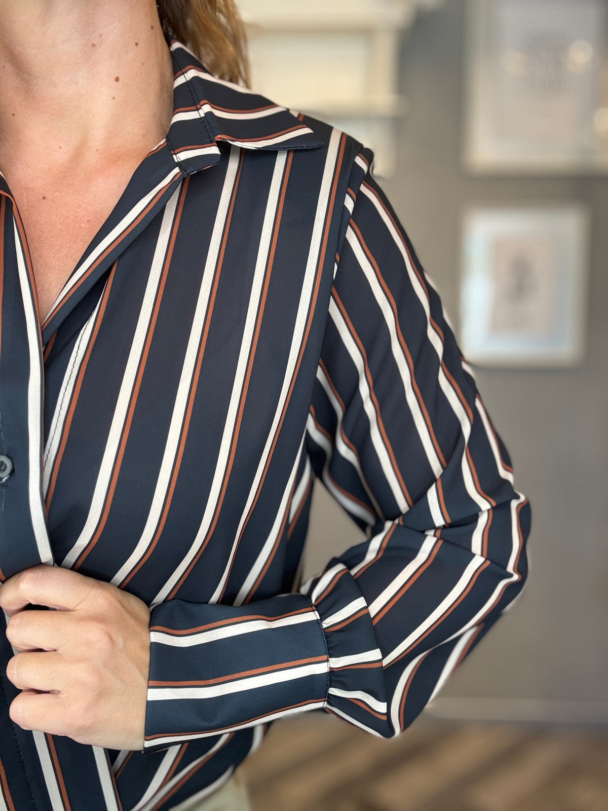 Blusa a incrocio blu righe burro e cuoio