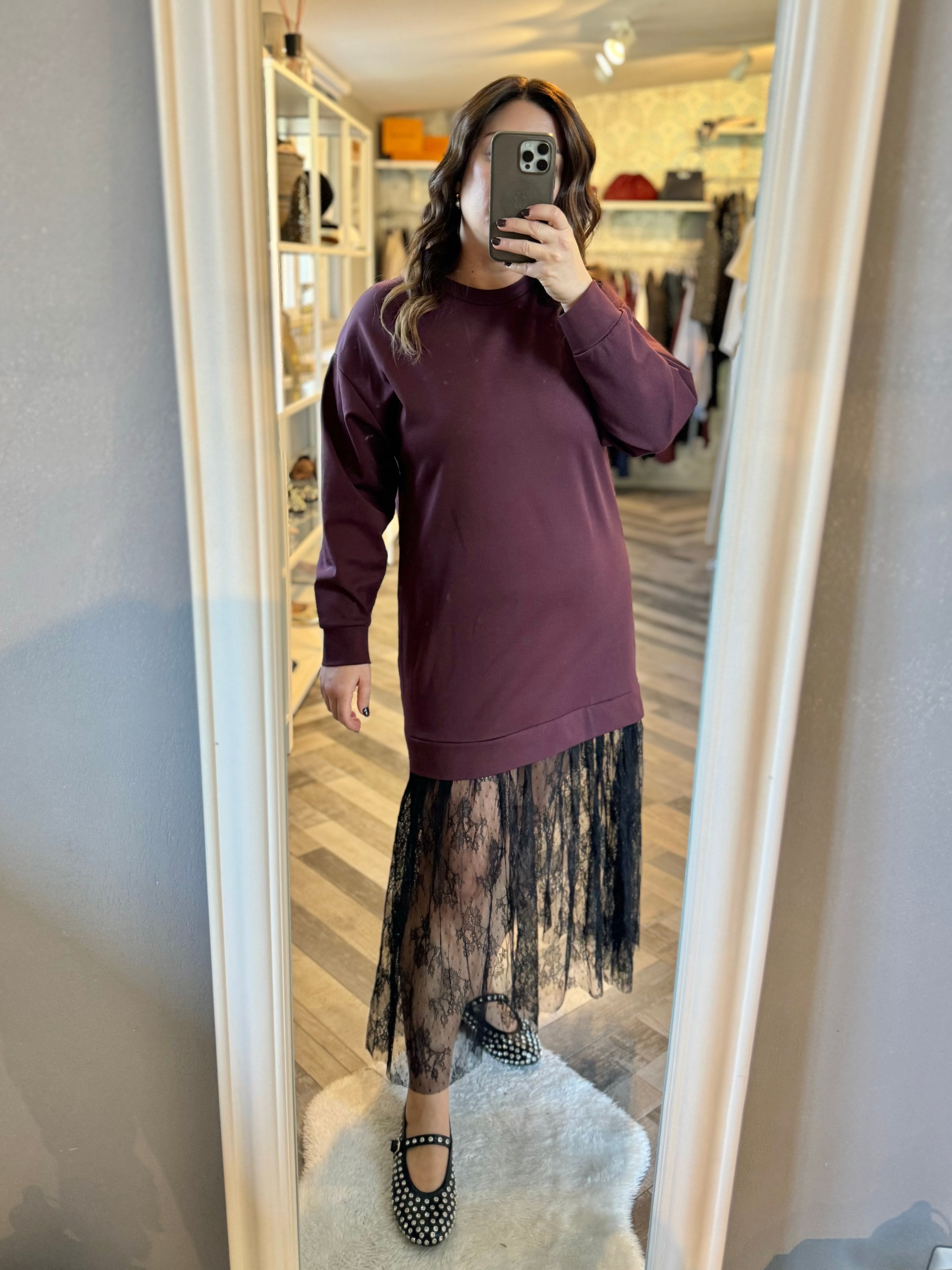 Abito felpa con pizzo nero