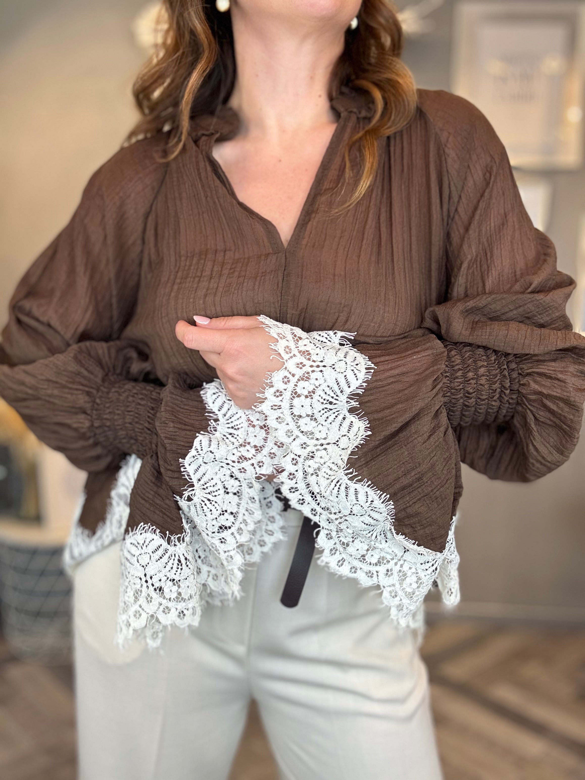 Blusa Romantic lace cioccolato