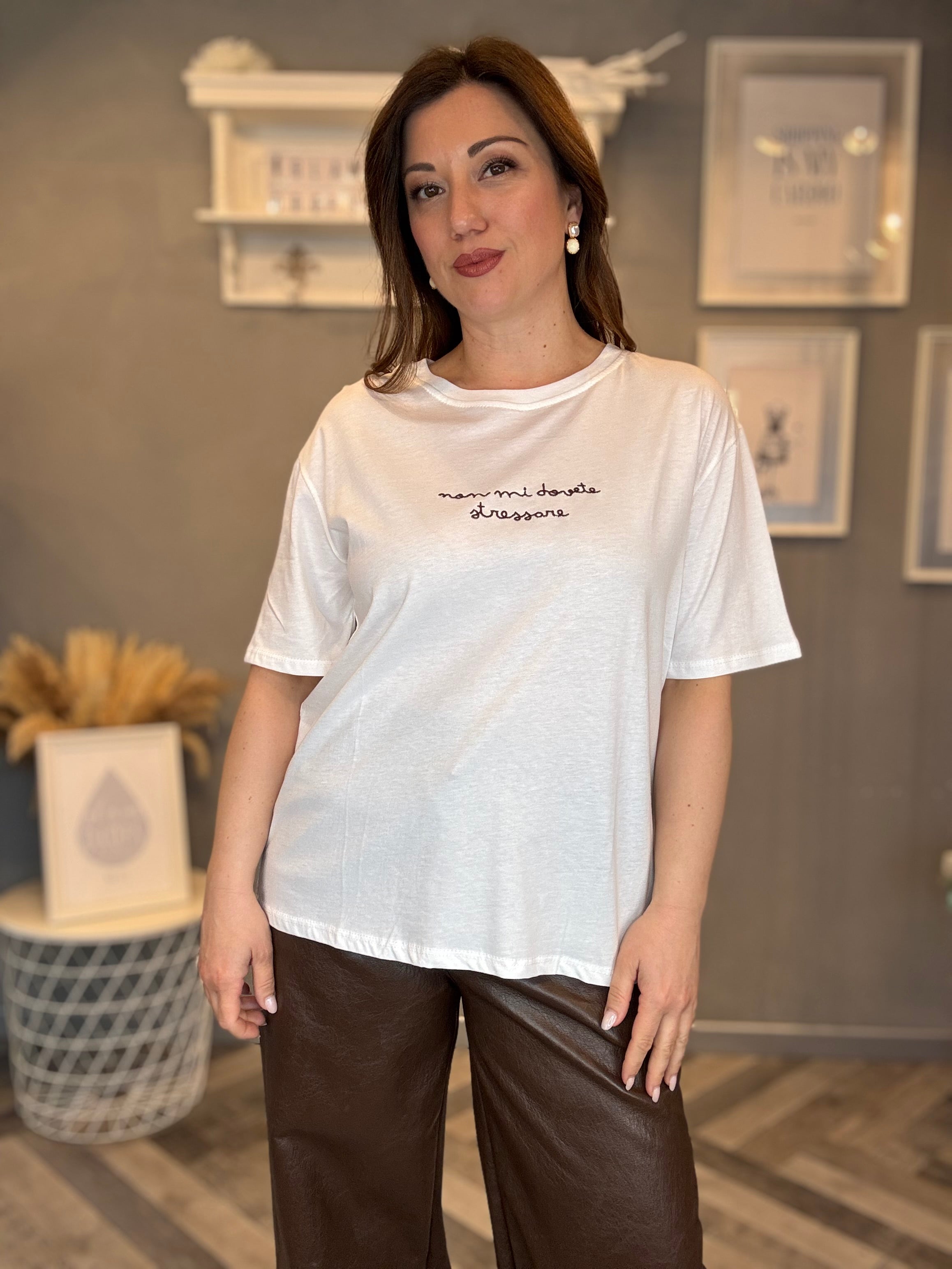 T-shirt Non mi dovete stressare cioccolato